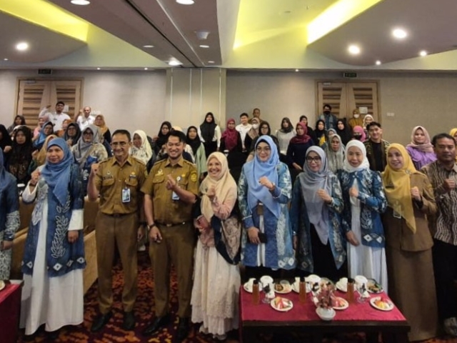 Pelatihan Pengembangan Sasirangan Pewarna Alam di Banjarmasin: Langkah Awal Menuju Keberlanjutan Industri Tekstil Tradisional