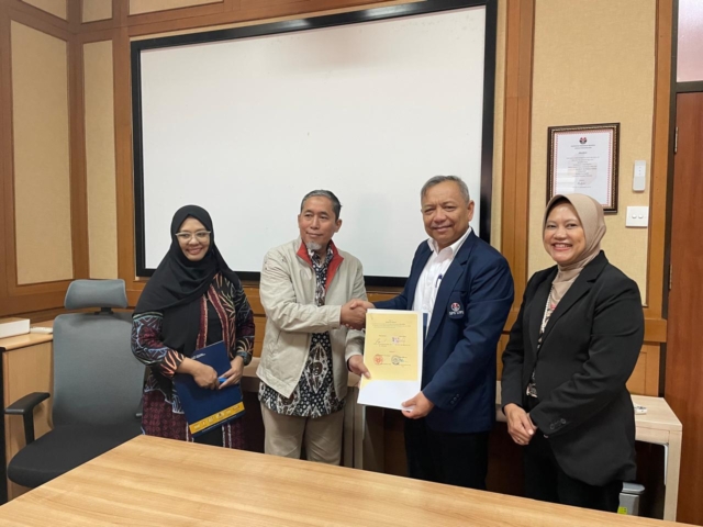 Penandatanganan Kerja Sama S3 Pendidikan UAD dan S3 Pendidikan Umum dan Karakter UPI