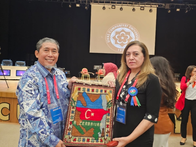 Kaprodi Pendidikan Program Doktor FKIP UAD Menjadi Keynote Speaker pada the 1st International Conference on Education Research di Türkiye